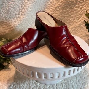 Anne Klein Red Leather Shoes